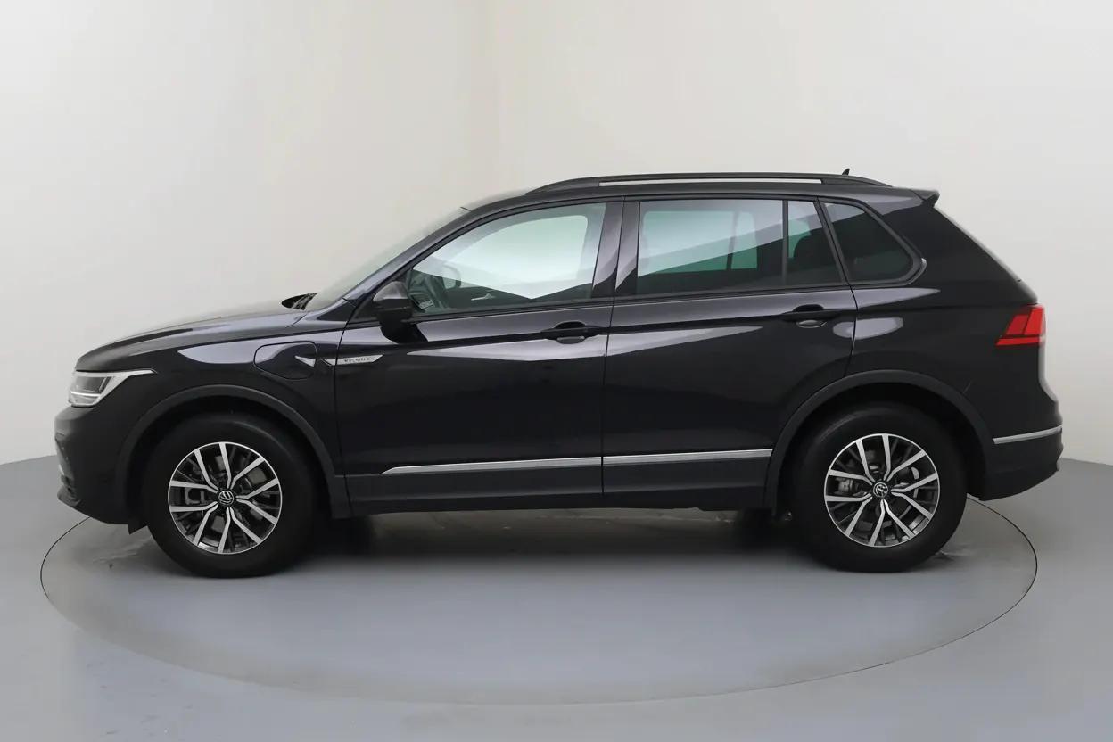 Volkswagen Tiguan Nice vue 2 Volkswagen Tiguan en leasing sans apport à Nice — vue 2